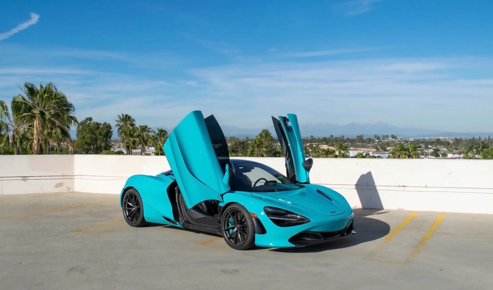 McLaren 720S — Fistral Turquoise